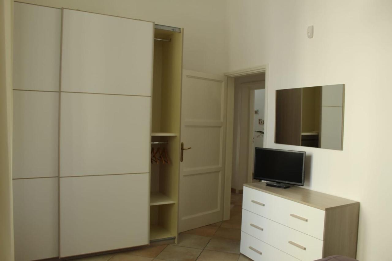 Ohana: Casa Nel Centro Di Lecce Exterior photo